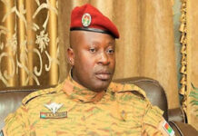 Burkina Faso : L’armée tue des civils en bombardant des terroristes, flou total sur le nombre de morts